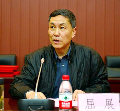 屈_4460 - 副本 - 副本.JPG